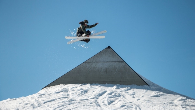 金年会：园林绿化彩条防冻布